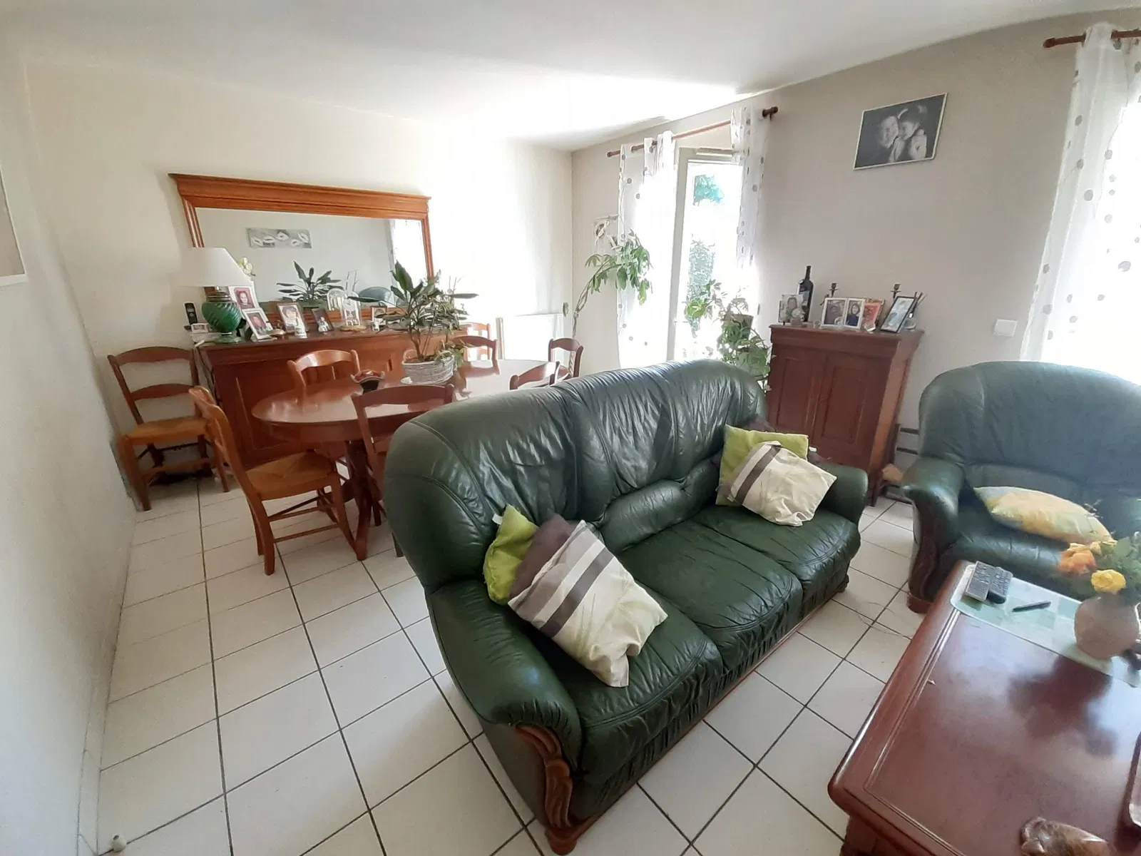 Room Avenue Gay-Lussac in Artigues-près-Bordeaux
