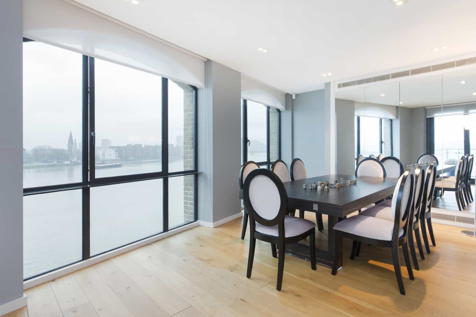 Flat Lots Road in Greater London