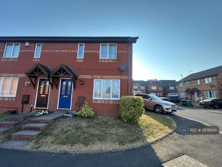 House Peartree Drive in Sandwell