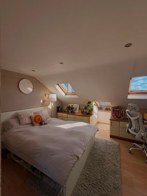 Room Tonsley Hill in Greater London