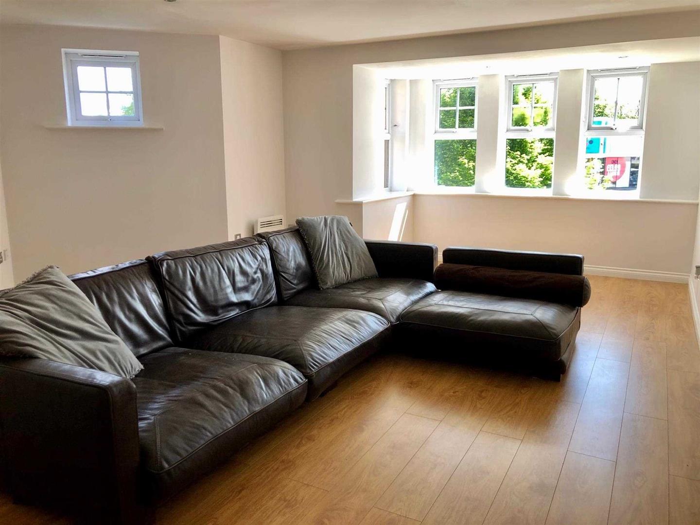 Flat Spinner Croft in Chesterfield