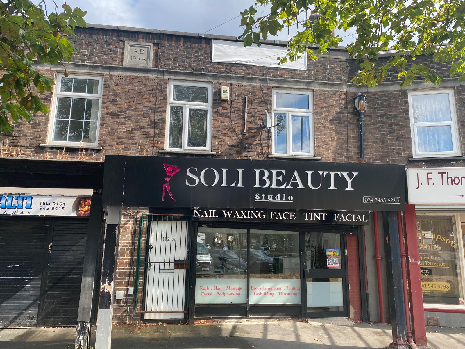 Flat Sale Road in Manchester