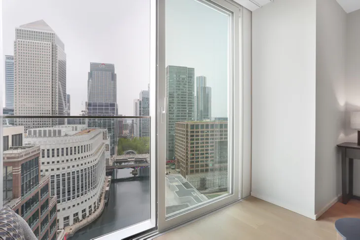 Flat Newfoundland Place in Greater London