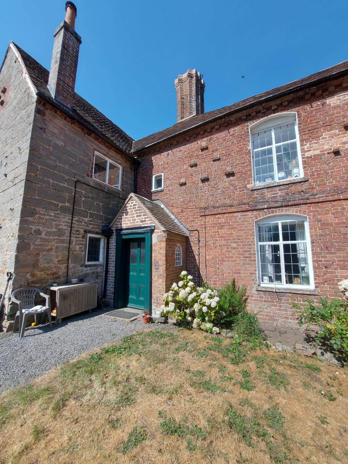 House B4375 in Benthall