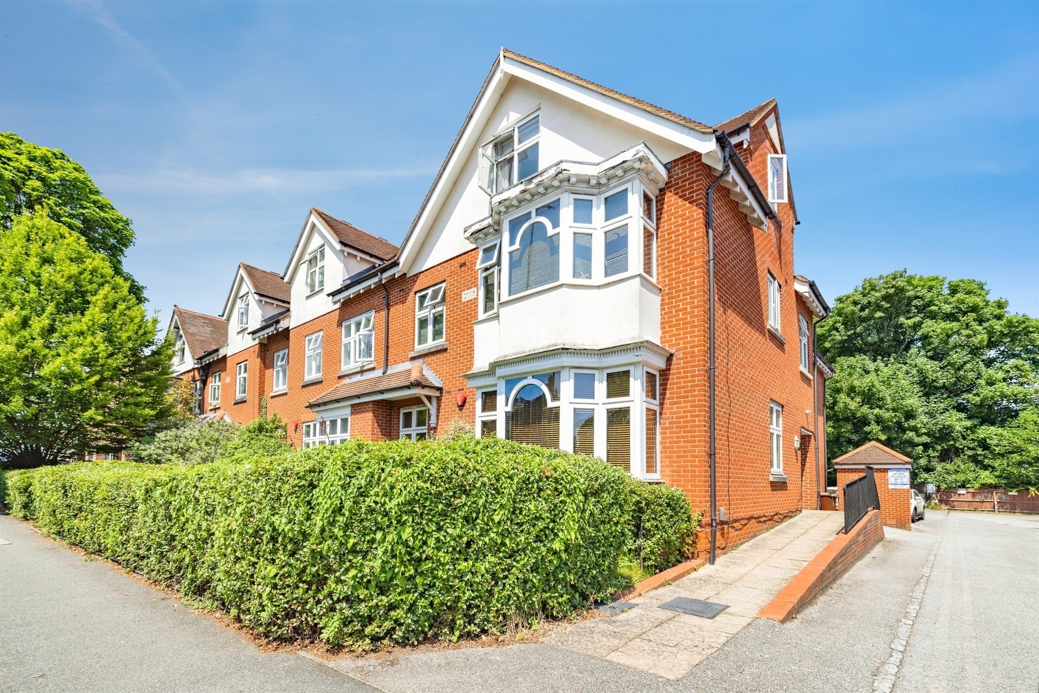 Flat The Avenue in Watford