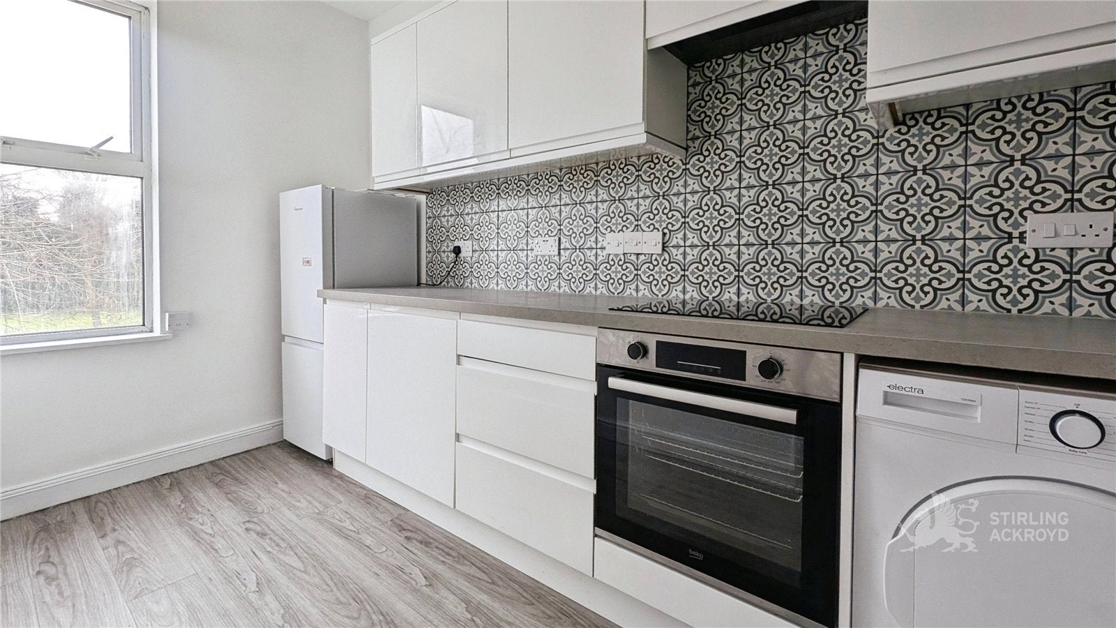 Flat Clarence Road in Greater London