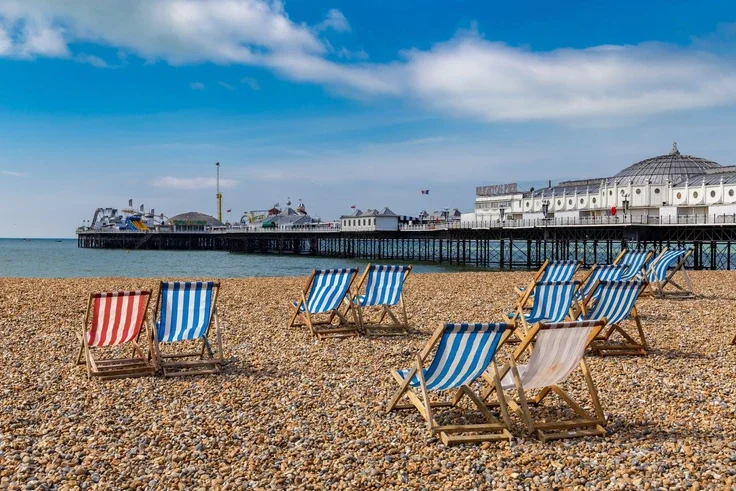Room De Courcel Road in Brighton
