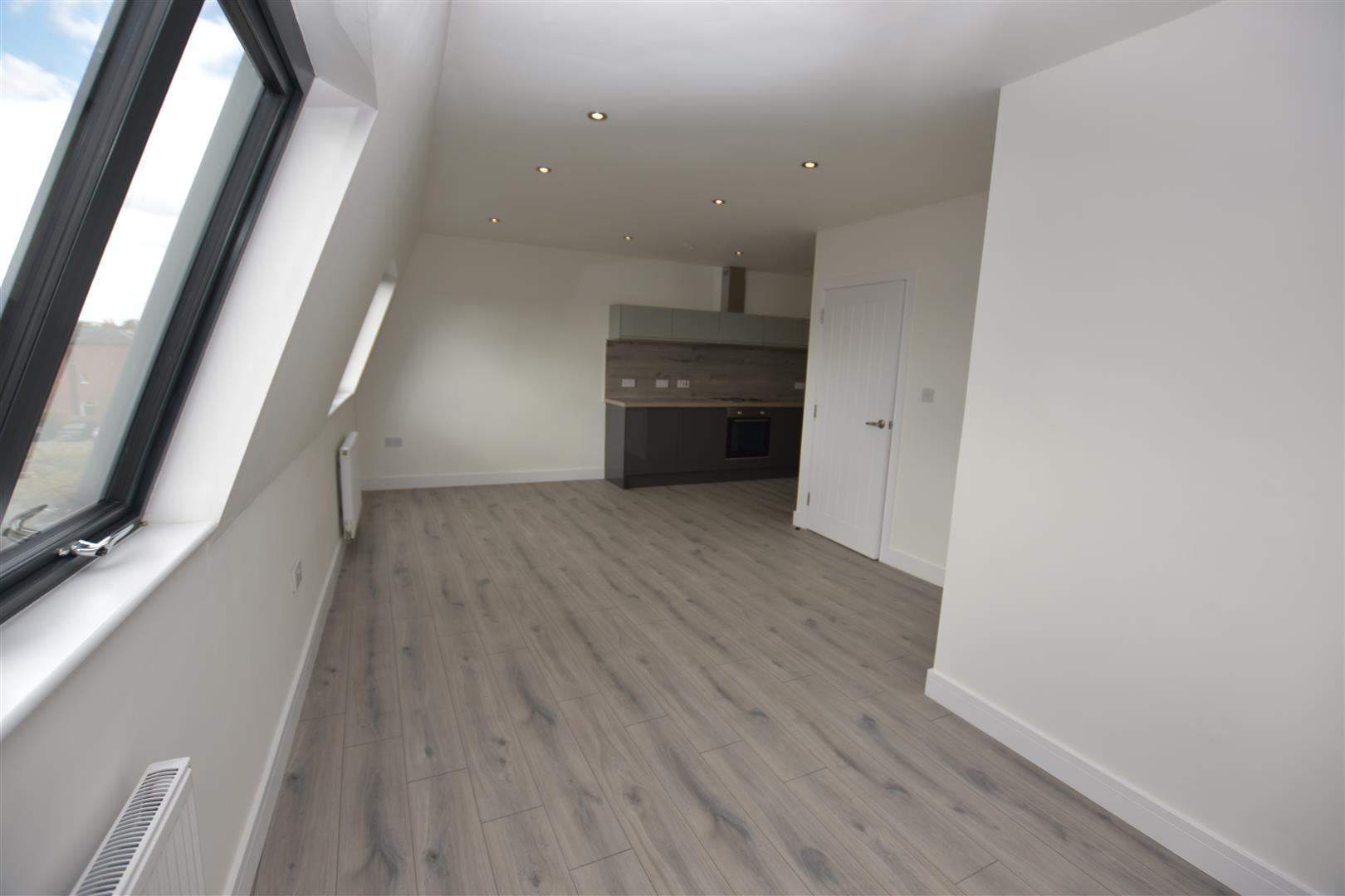 Flat Bromyard Terrace in Worcester