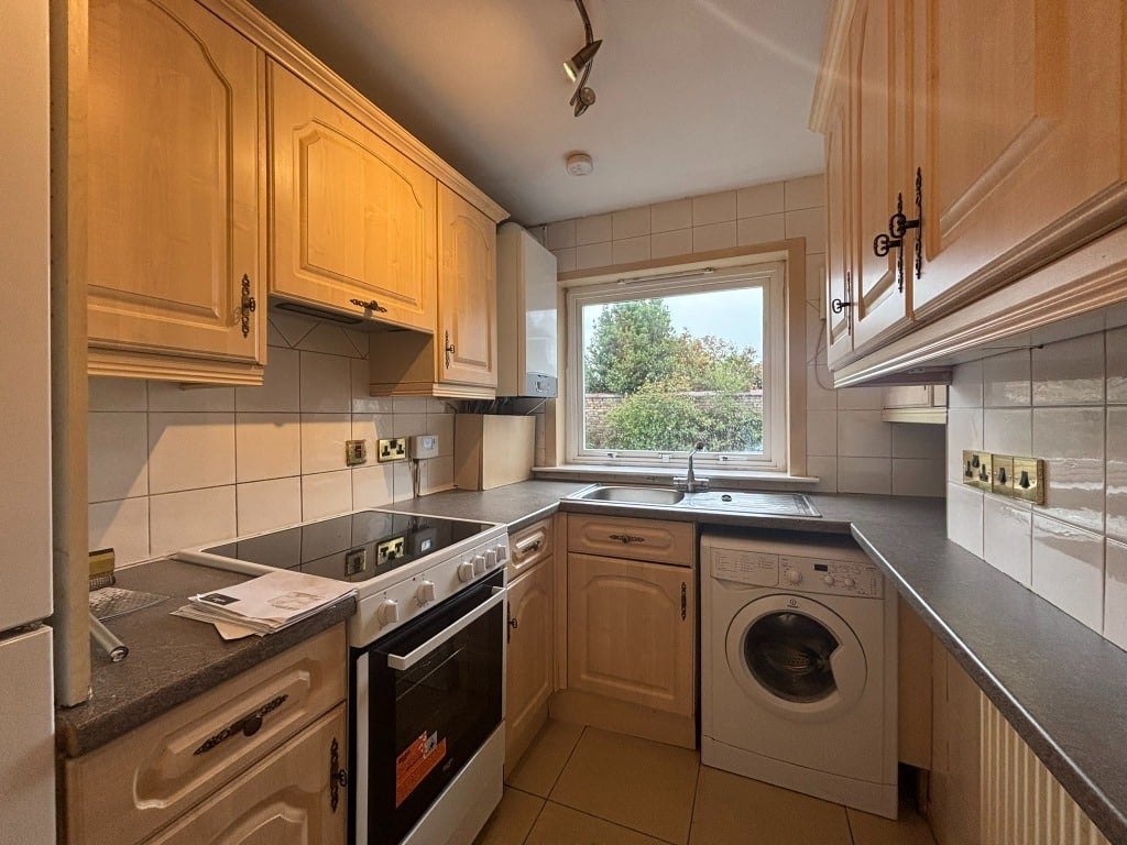 Flat Templerigg Court in Prestwick