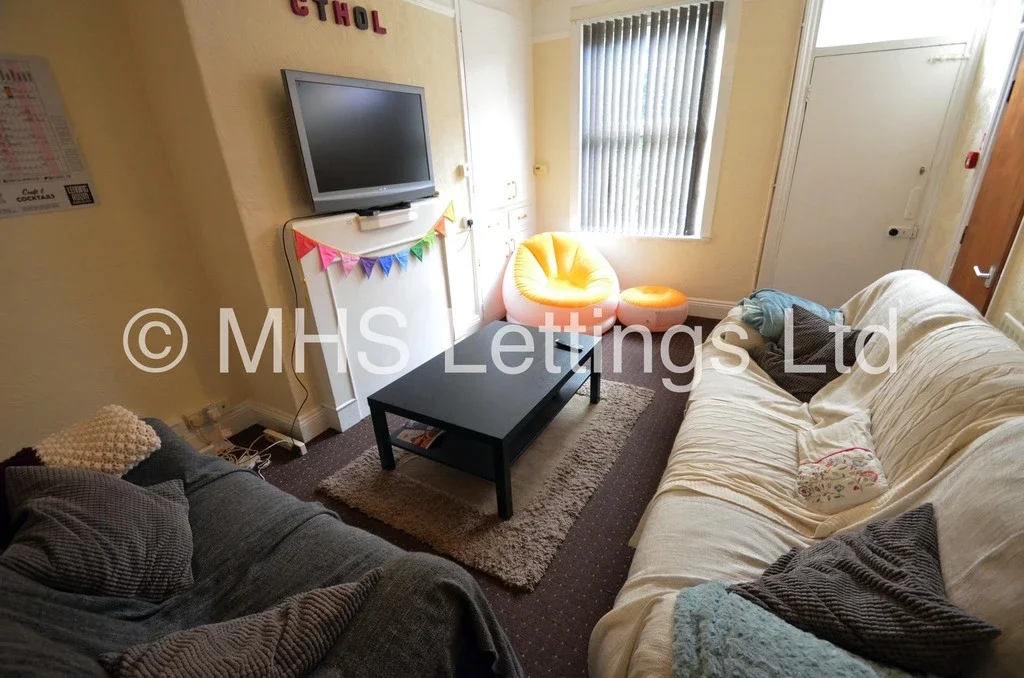 House Back Hessle Mount in Leeds
