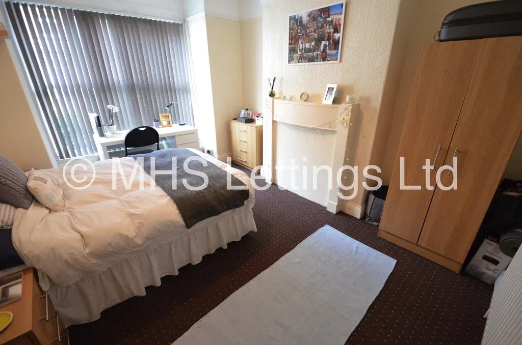 House Back Hessle Mount in Leeds