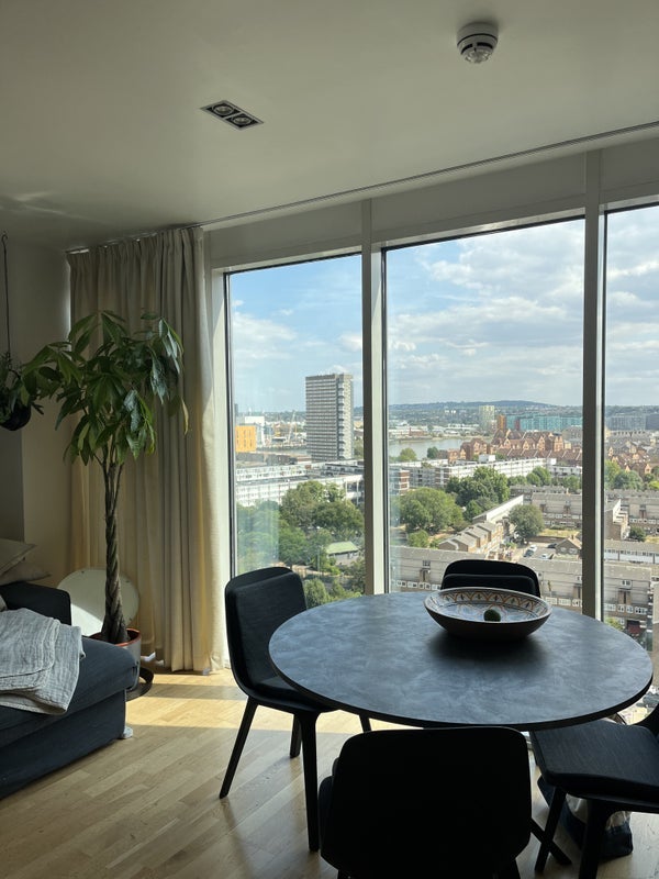 Room Limeharbour in Greater London