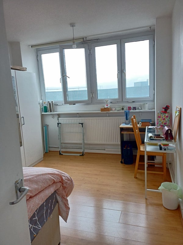 Room Paddington Green in City of Westminster