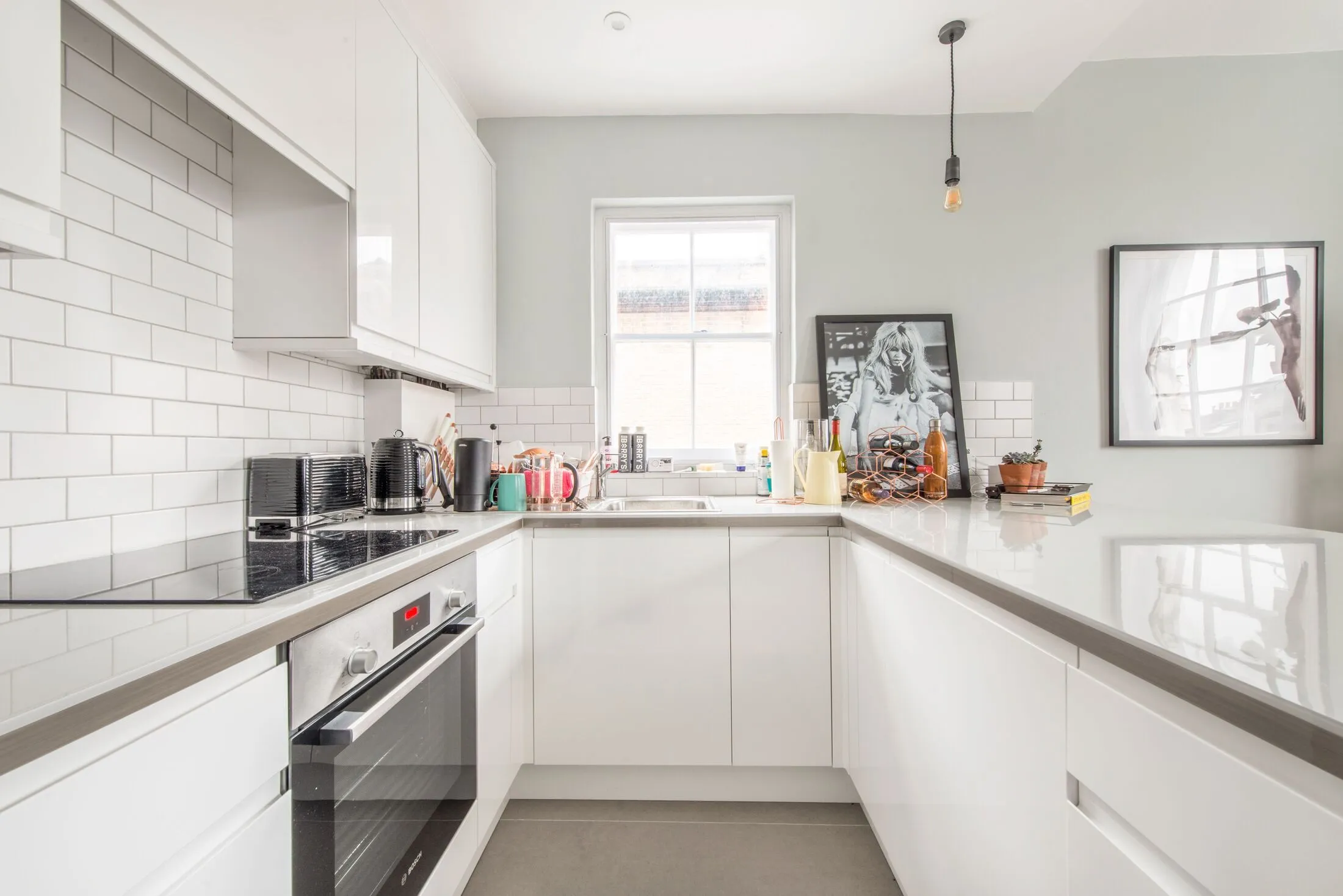 Flat Artesian Road in City of Westminster