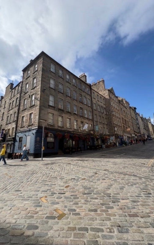 Room High Street in City of Edinburgh
