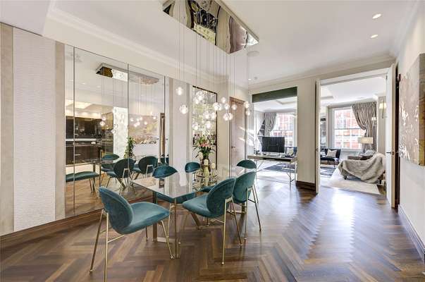 Flat Park Street in City of Westminster