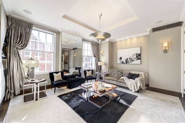 Flat Park Street in City of Westminster