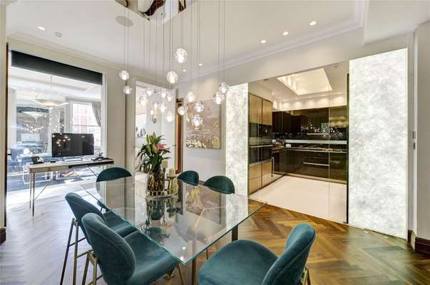 Flat Park Street in City of Westminster