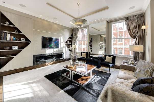 Flat Park Street in City of Westminster