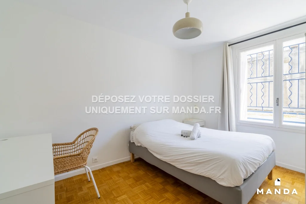 Room Traverse Raynouard in Marseille