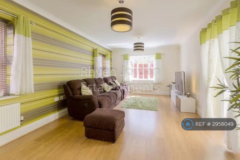 House Frampton Grove in Milton Keynes