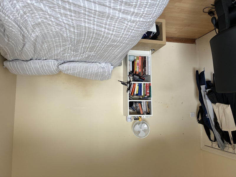 Room Langham Road in Greater London