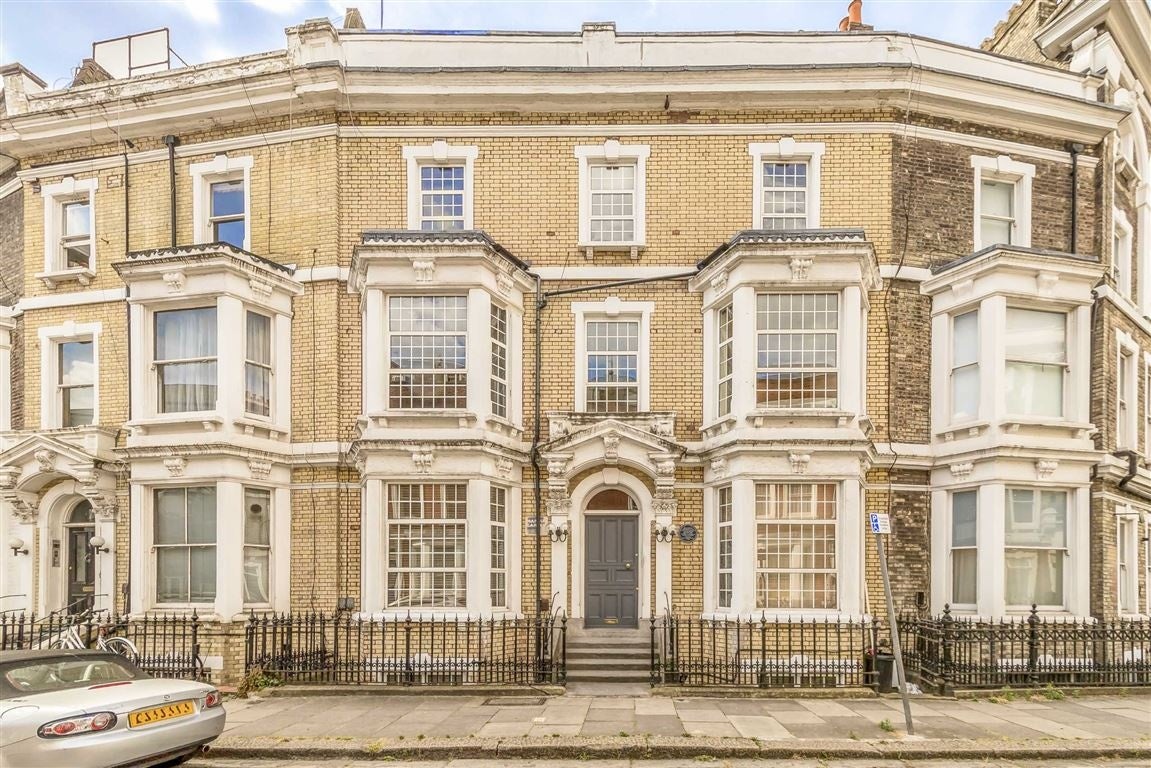 Flat North End Road in Greater London