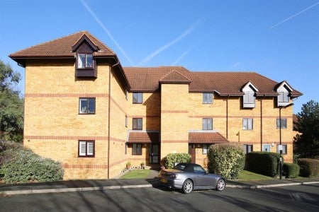Flat Linwood Close in Greater London