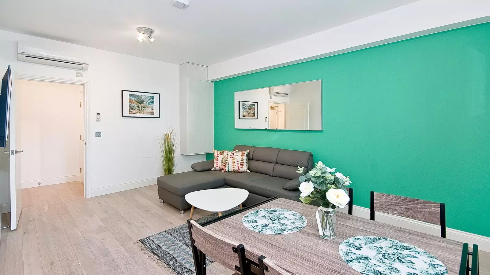 Flat Endell Street in City of Westminster