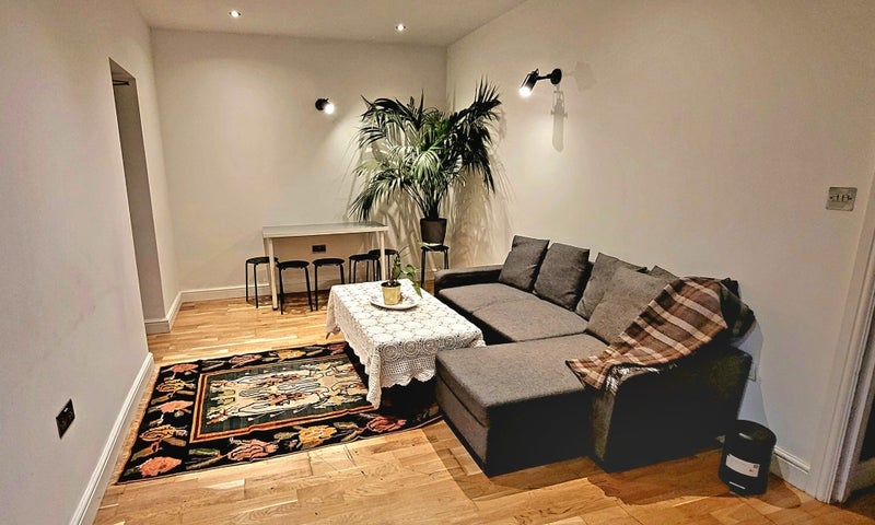 Room Milton Court Road in Greater London