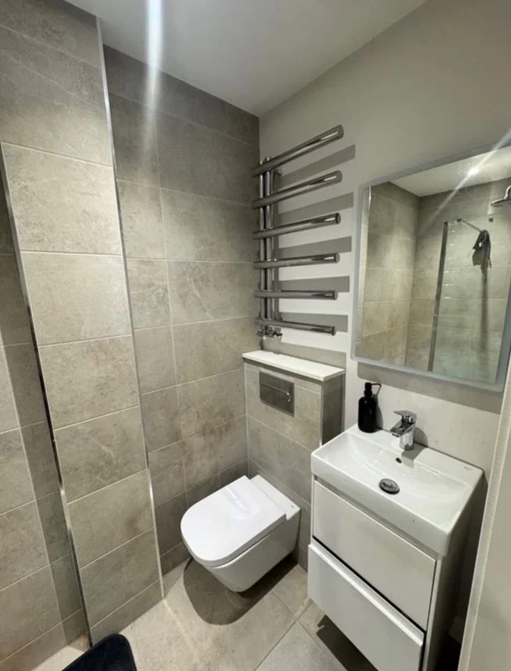 Room Thornbridge Road in Iver Heath