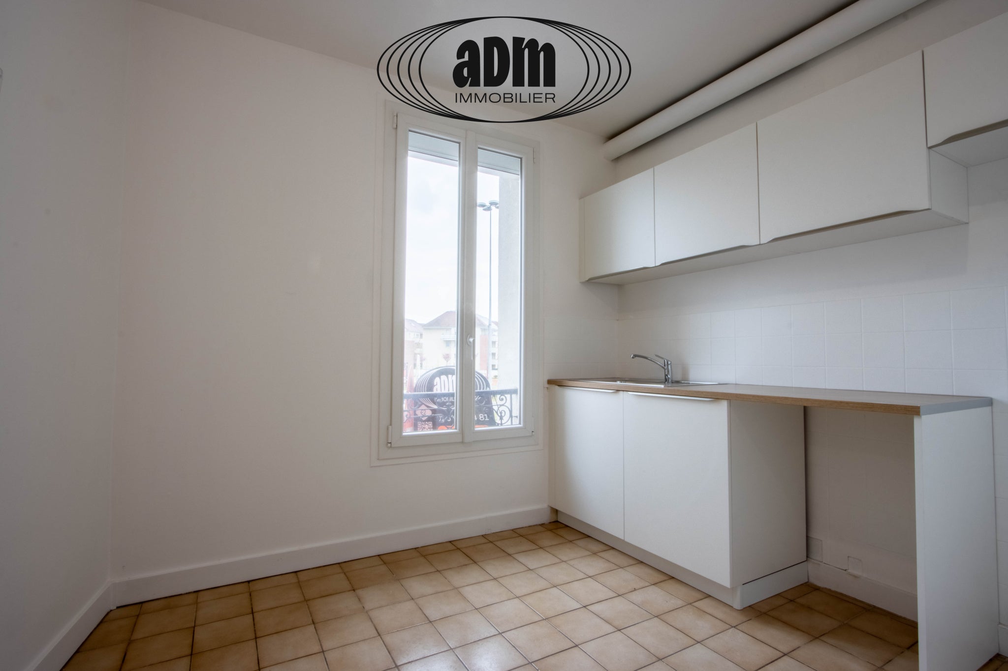 Flat Rue François de Tessan in Nanteuil-lès-Meaux