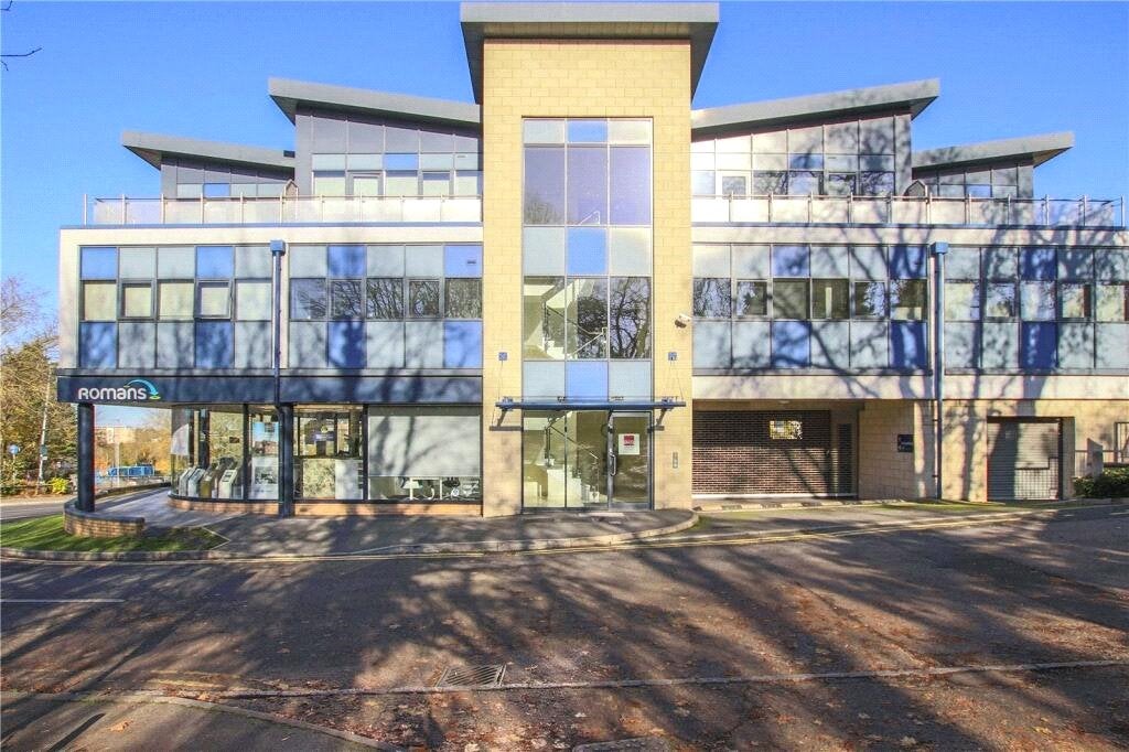 Flat The Ring in Bracknell