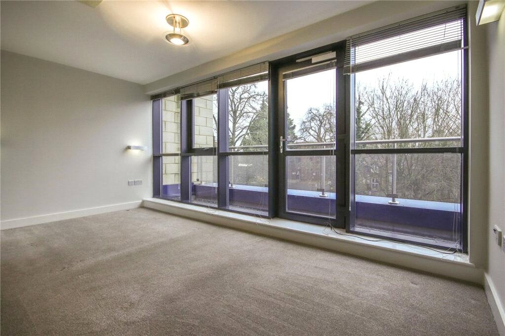 Flat The Ring in Bracknell