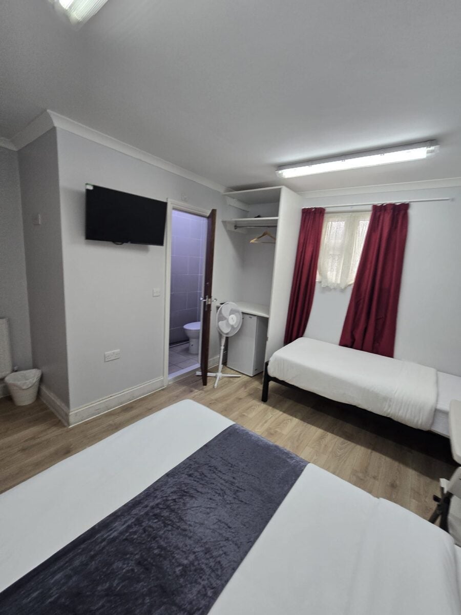 Room Longbridge Road in Greater London