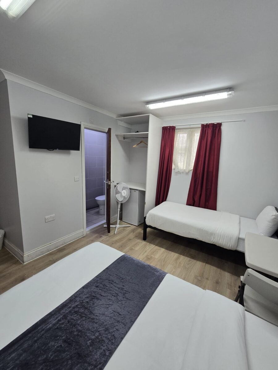 Room Longbridge Road in Greater London