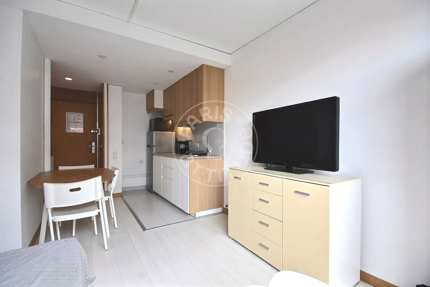 Appartement Rue d'Oradour-sur-Glane à Paris