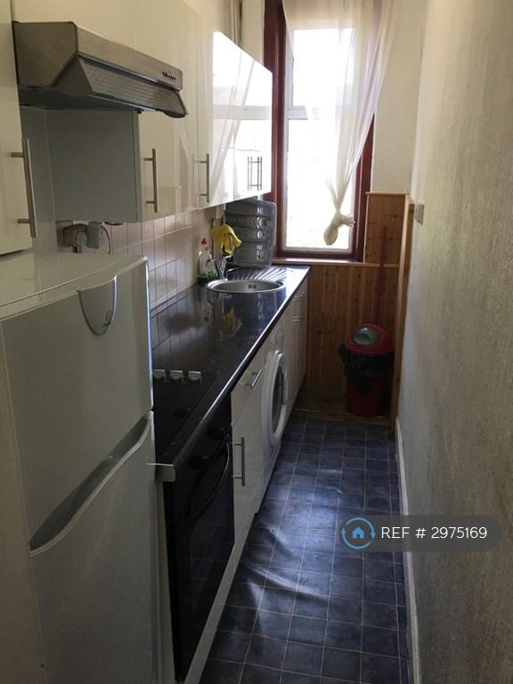 Flat Comely Place in Falkirk