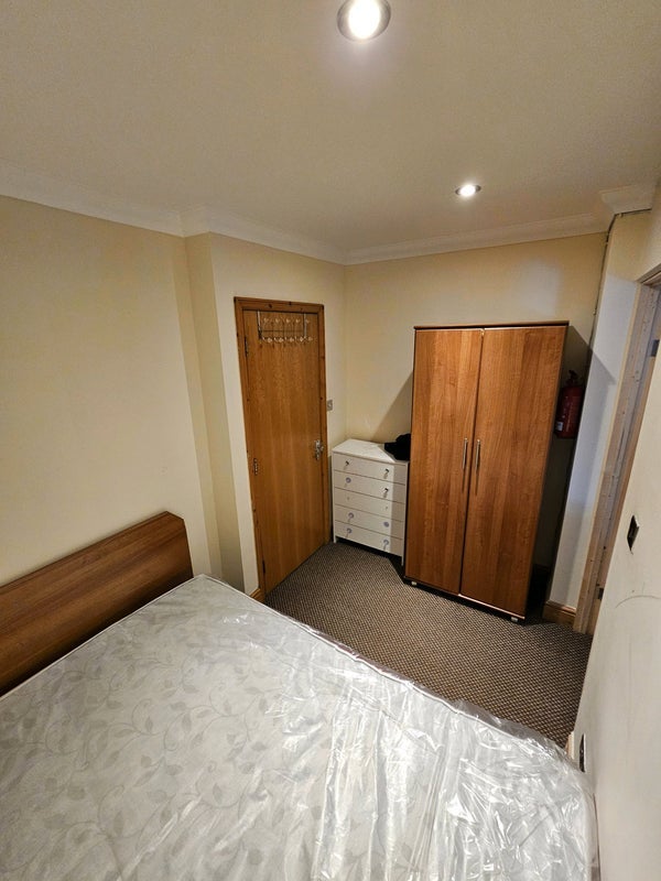 Room Albert Square in Greater London