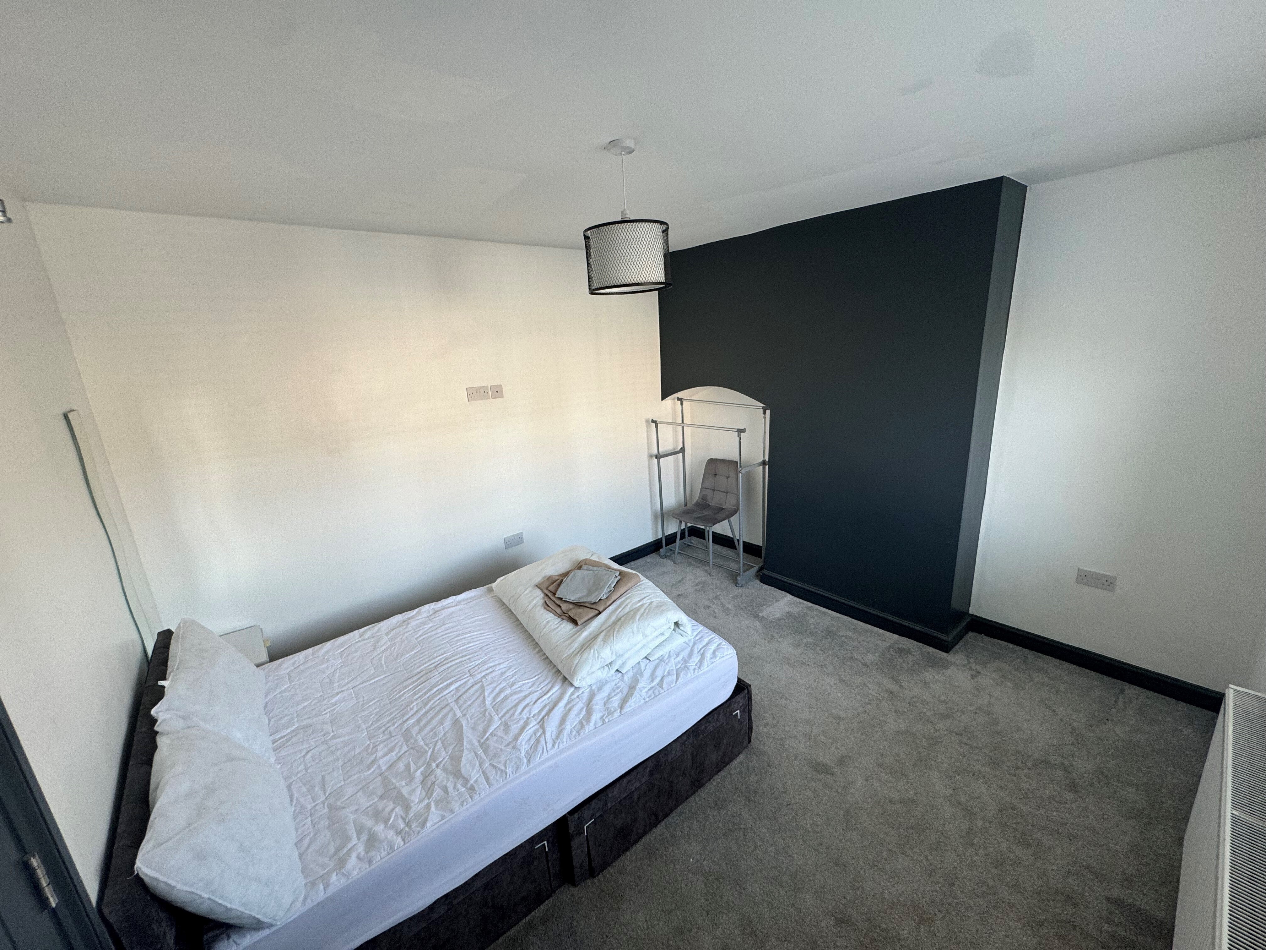 Room Links Road in Sandwell