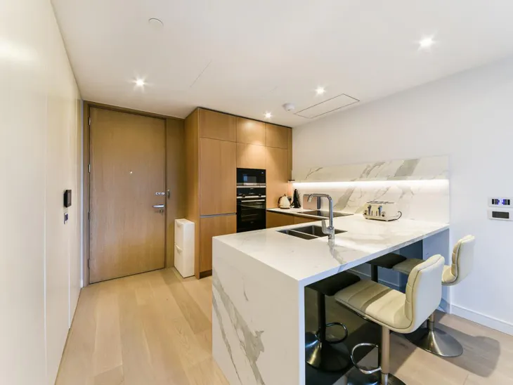 Flat Park Drive in Greater London