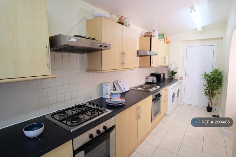 Room Mount Pleasant in Aylesbury