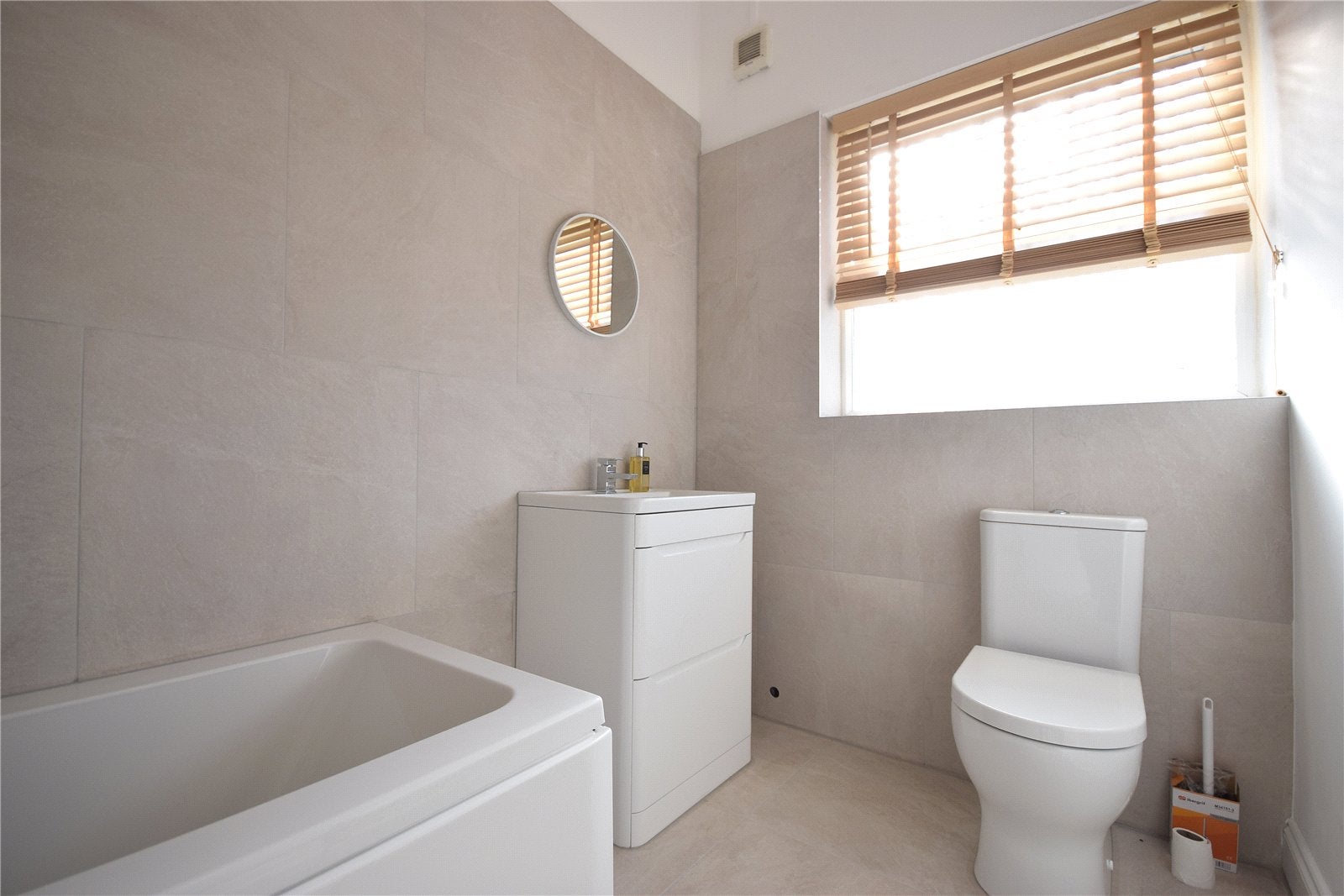 Flat Nassau Place in Leeds