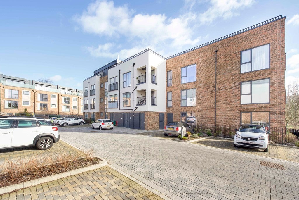 Flat Kenley Place in Greater London