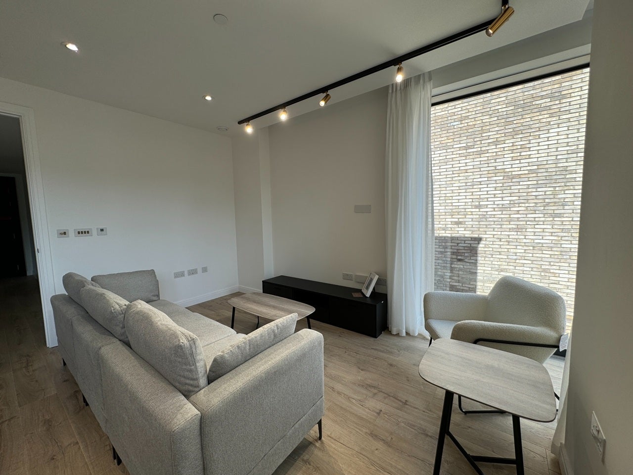 Flat Macclesfield Road in Greater London