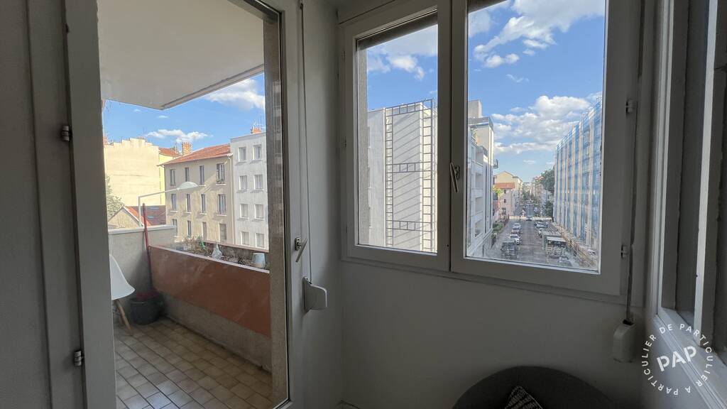 Chambre Rue du 4 Août 1789 à Villeurbanne
