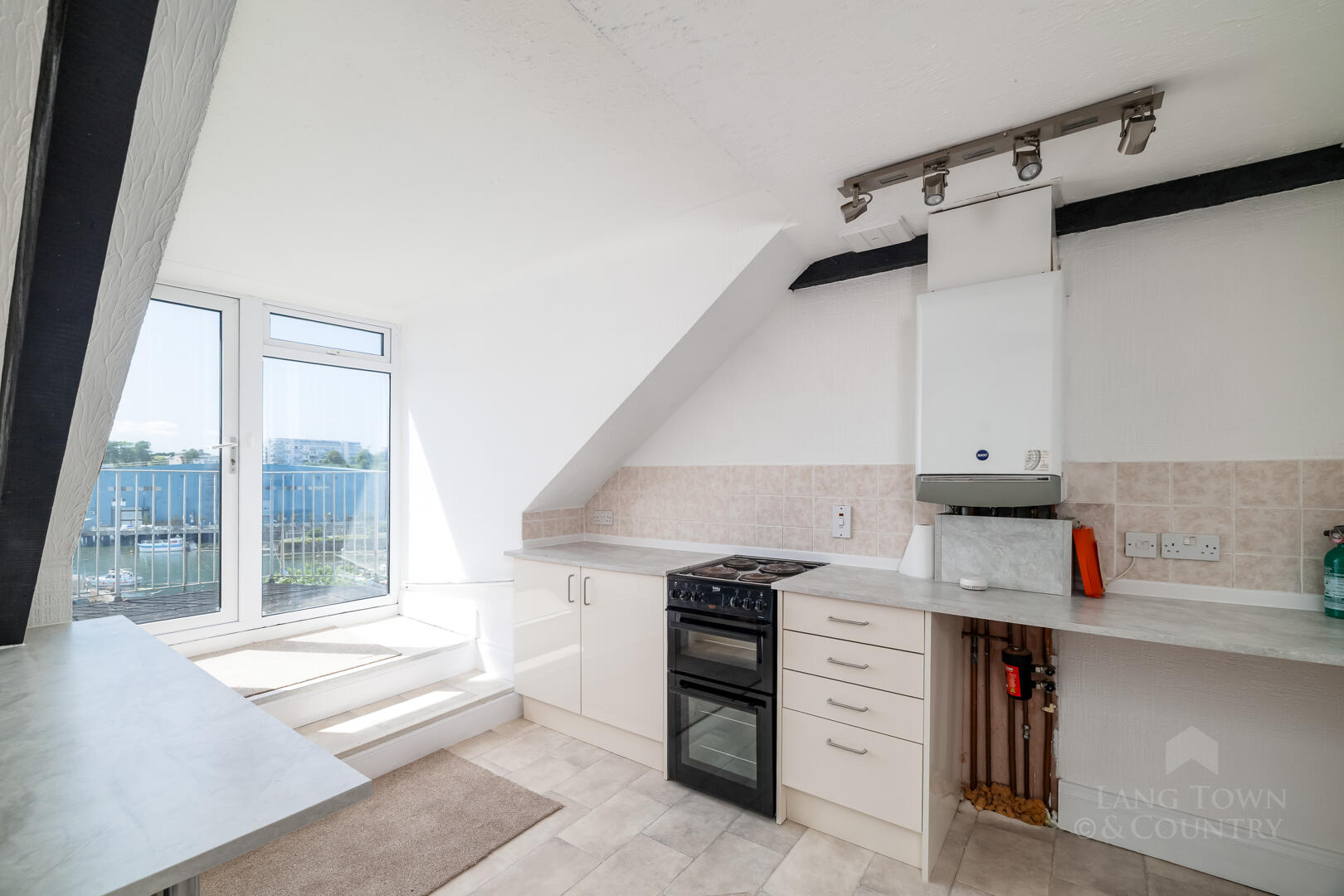 Flat Durnford Street in Plymouth