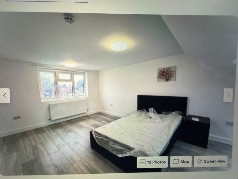 Room Great Cambridge Road in Greater London