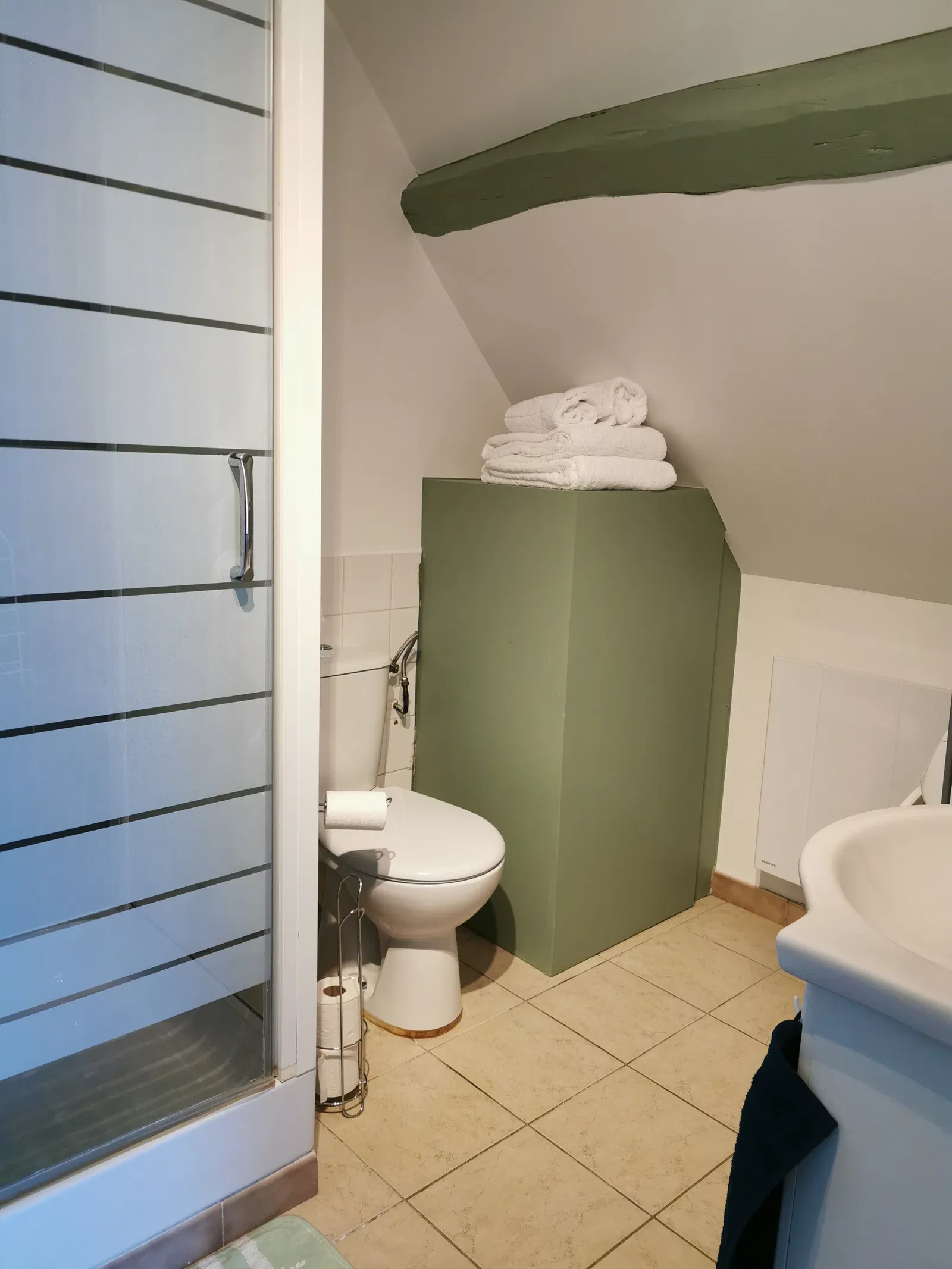 Flat Rue Anatole Parent in Plailly