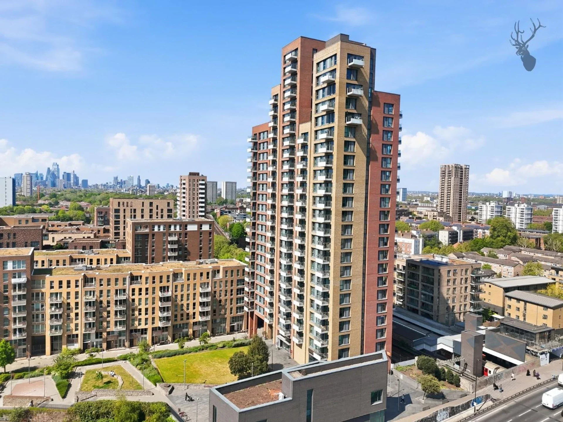 Flat Court Yard in Greater London